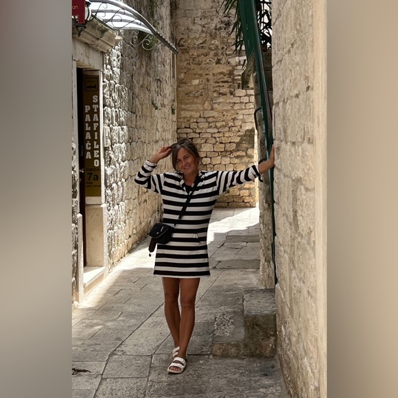 Meet your Posher, Ann - Picture 1 of 1